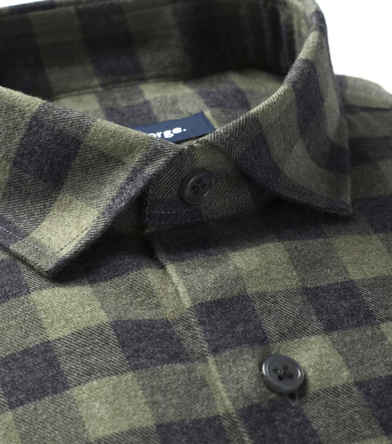 Easy-iron plain white poplin shirt