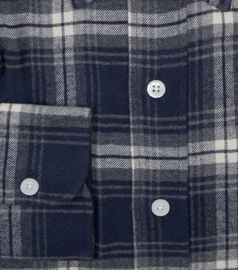 Easy-iron plain white poplin shirt