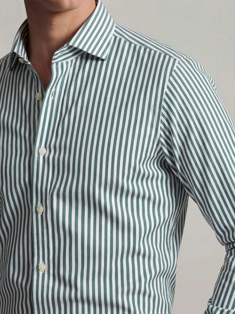 Easy-iron plain white poplin shirt